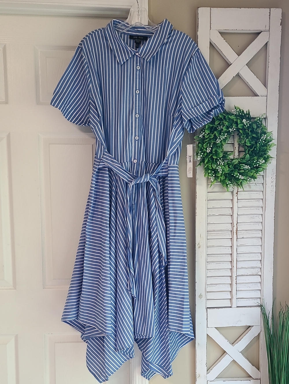 Ivy + blu Blue Striped Women's Dress NWT Button Down Collar sz 18